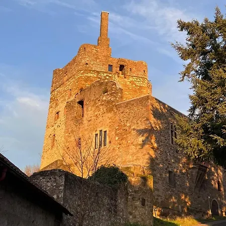 Burg Hermannstein - Kings Bed & Breakfast *